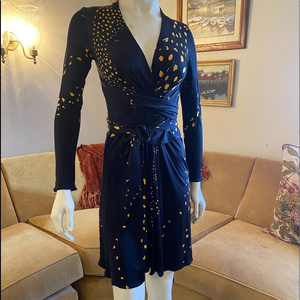 ISSA London - Dinner Date Dancing